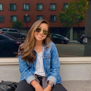 Meet your Posher, Cassie